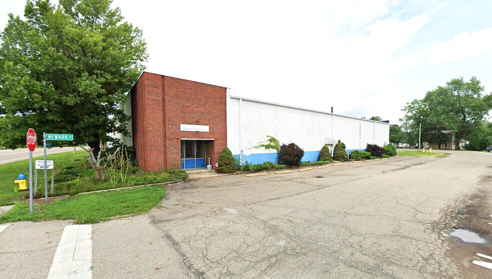 85 N High St, Hebron, OH à vendre - Photo du bâtiment - Image 2 de 3