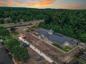 7373 Comfort Inn Dr, Warrenton, VA - AERIAL map view