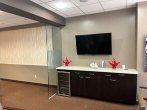 7801 Mission Center Ct, San Diego, CA for lease Interior Photo- Image 2 of 4