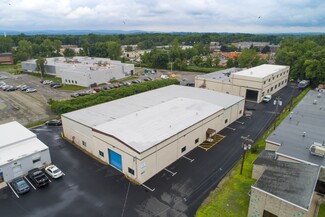 Plus de détails pour 40 Pier Ln W, Fairfield, NJ - Industriel à vendre