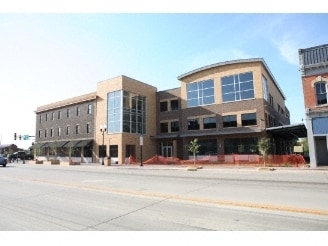 207 W Main St, Marshall, MN for lease - Building Photo - Image 3 of 5