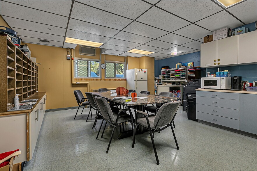 430 3rd Ave NE, Saint Cloud, MN à vendre - Photo du bâtiment - Image 2 de 41