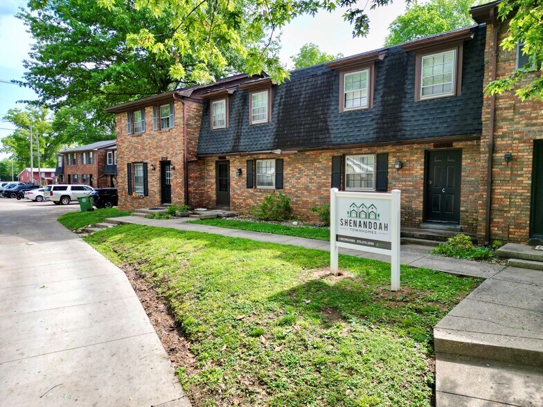 242 Shenandoah Pl, Henderson, KY à vendre - Photo du bâtiment - Image 1 de 14