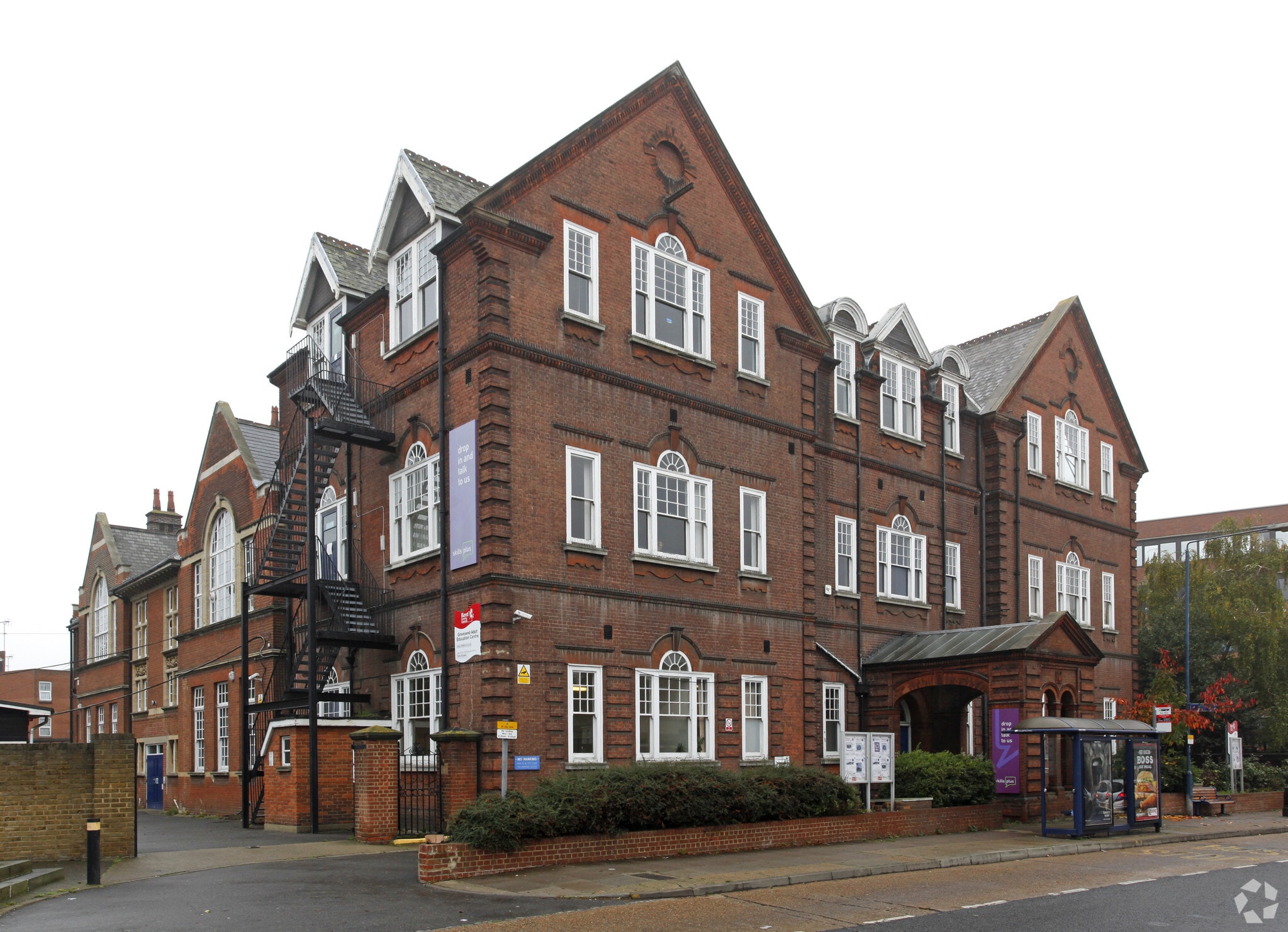 Darnley Rd, Gravesend à vendre Photo principale- Image 1 de 35