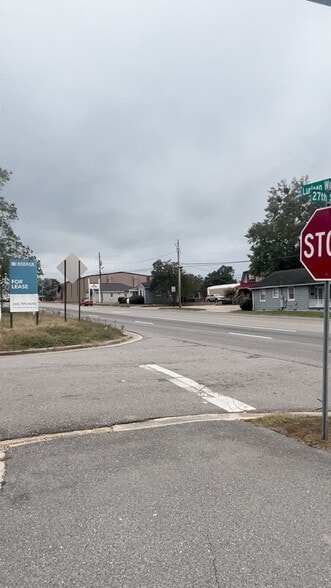 2701 Lurleen B Wallace Blvd, Northport, AL for lease - Commercial Listing Video - Image 2 of 19