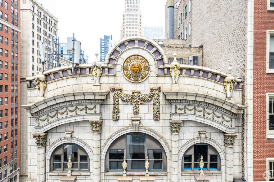 180 W Washington St, Chicago, IL à louer - Photo du bâtiment - Image 3 de 5