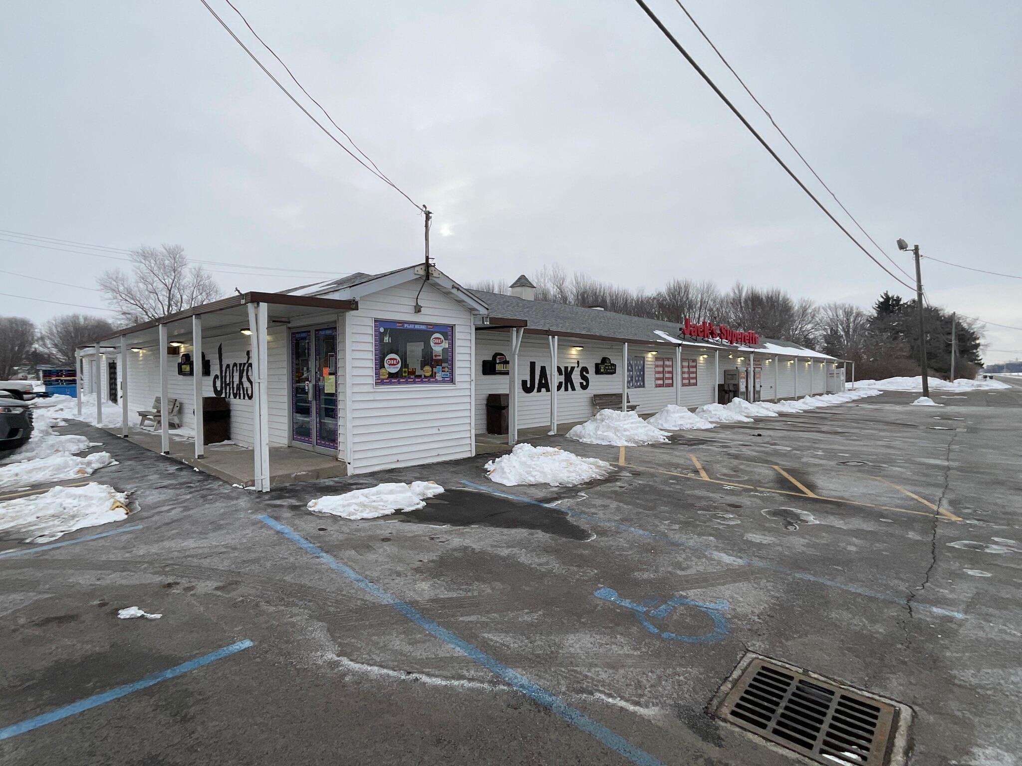 56 N Howard Rd, Curtice, OH for sale Primary Photo- Image 1 of 16