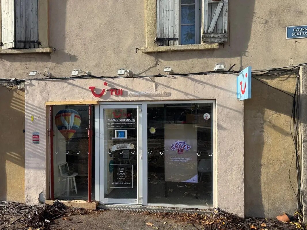 Flex in Aix-en-Provence for lease Building Photo- Image 1 of 3