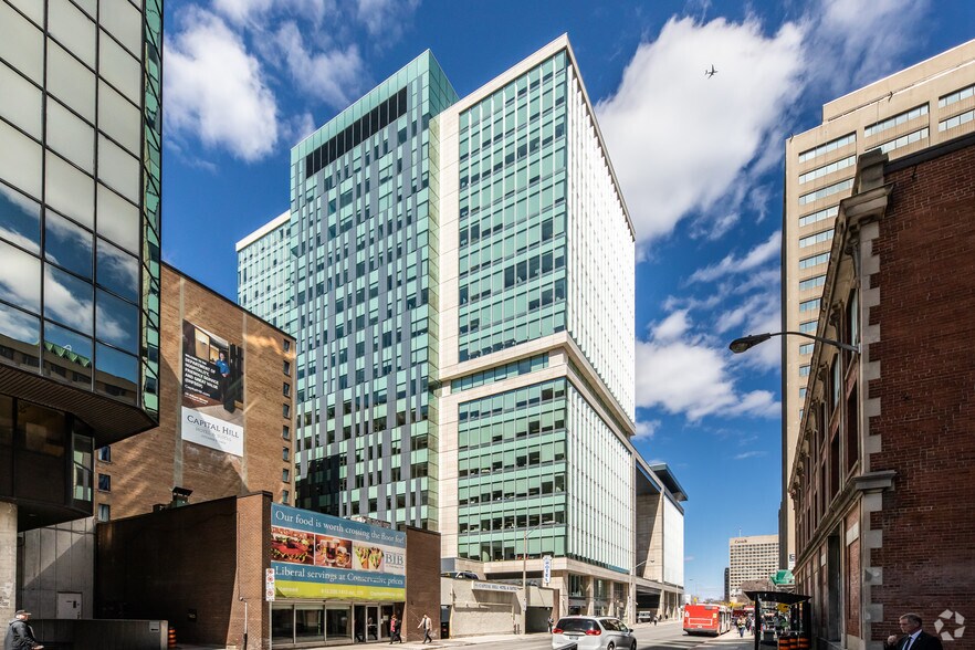 90 Elgin St, Ottawa, ON à louer - Photo du bâtiment - Image 2 de 3