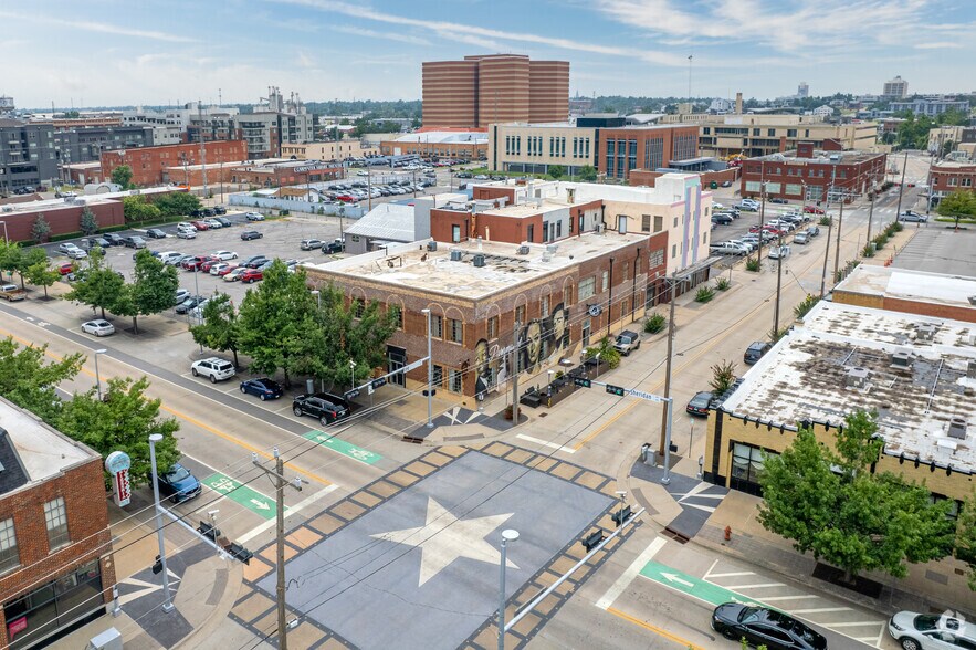 701 W Sheridan Ave, Oklahoma City, OK à louer - Aérien - Image 2 de 10