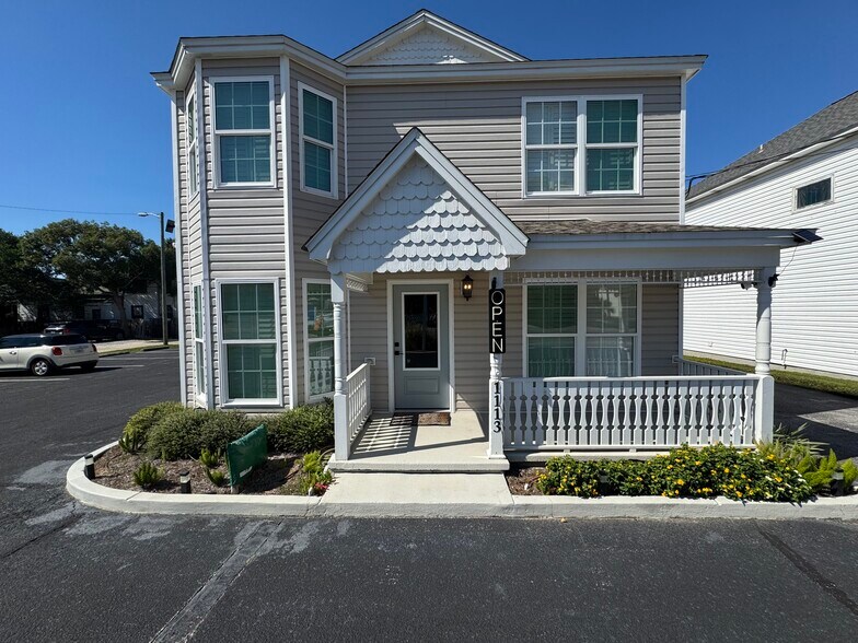 1113 N 9th Ave, Pensacola, FL à louer - Photo du bâtiment - Image 1 de 34