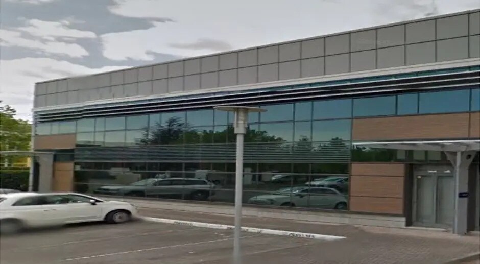 Industriel dans Bonneuil-sur-Marne à louer - Photo du bâtiment - Image 2 de 5