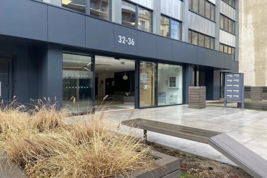 Bureau dans Boulogne-Billancourt à louer - Photo du bâtiment - Image 2 de 6