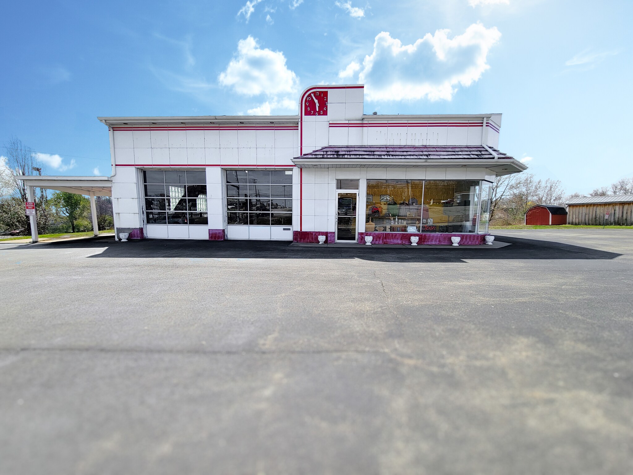 11380 Lincoln Hwy E, North Huntingdon, PA à vendre Photo du bâtiment- Image 1 de 13