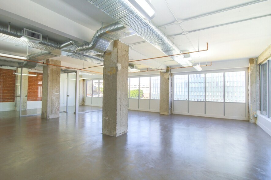 205 S Broadway, Los Angeles, CA à louer - Photo intérieure - Image 3 de 13