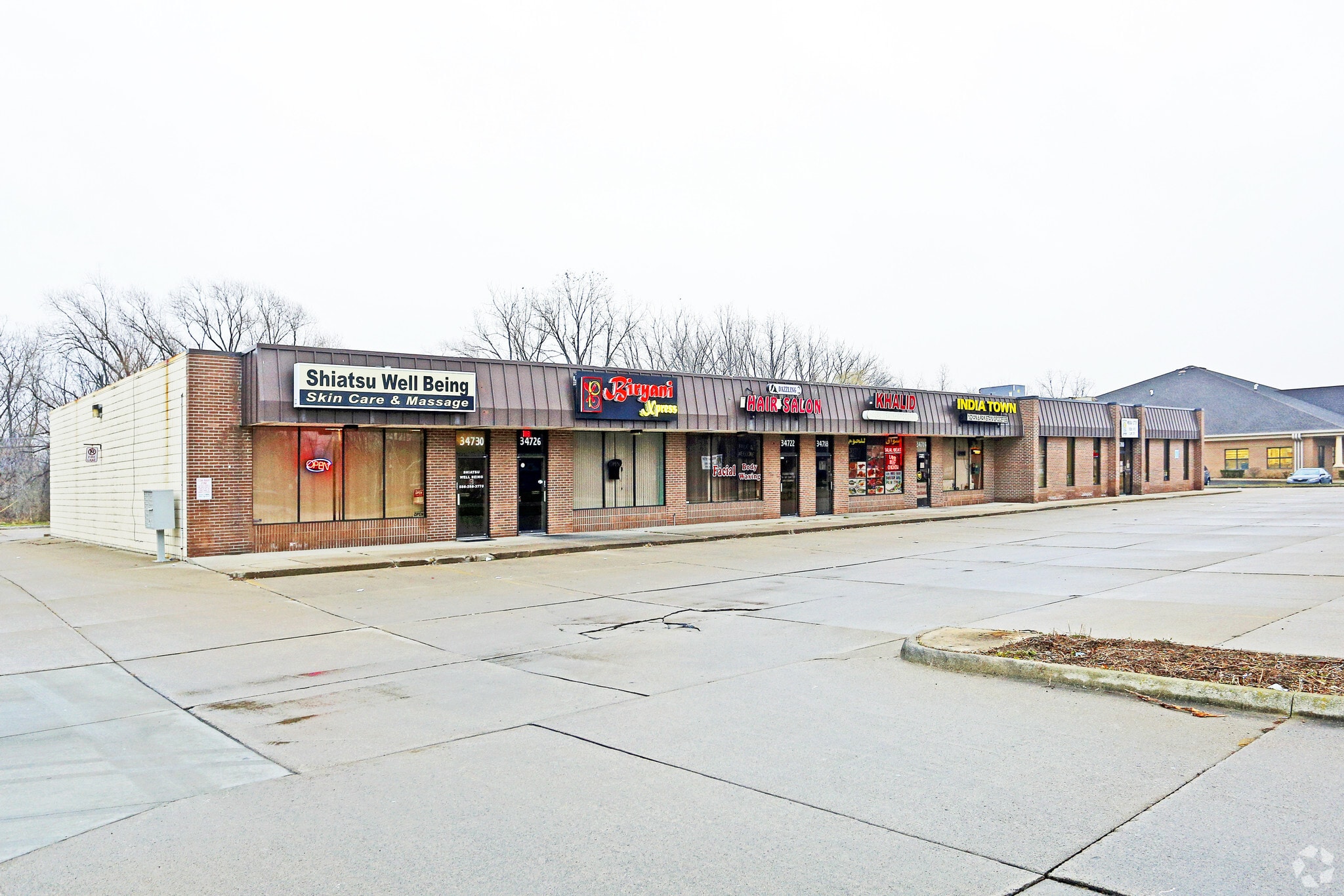 34700-34730 Dequindre Rd, Sterling Heights, MI for sale Primary Photo- Image 1 of 6