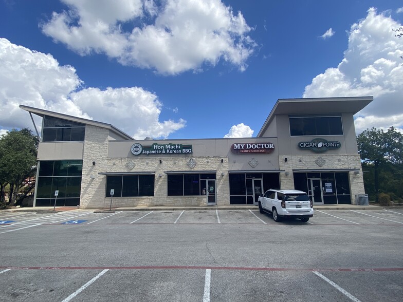 19186 Blanco Rd, San Antonio, TX for lease - Building Photo - Image 2 of 7