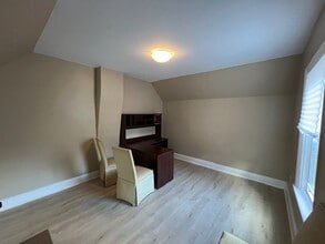 266 Main St N, Brampton, ON à louer Photo intérieure- Image 2 de 2