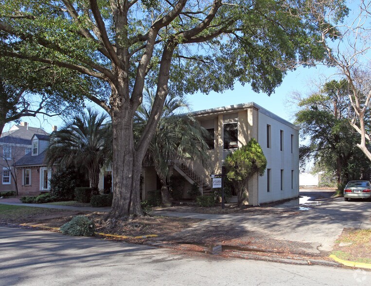 1413 Calhoun St, Columbia, SC à louer - Photo du bâtiment - Image 1 de 5