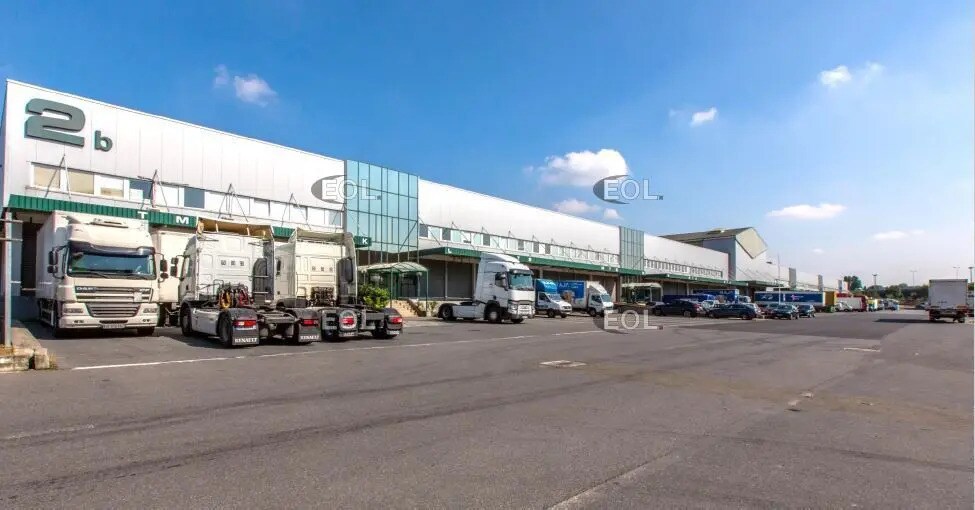 Industrial in Aulnay-sous-Bois for lease Building Photo- Image 1 of 2
