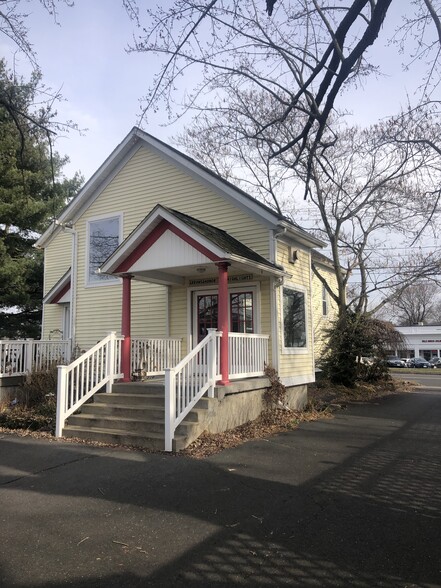 2851-2853 Main St, Glastonbury, CT à vendre - Photo principale - Image 1 de 2