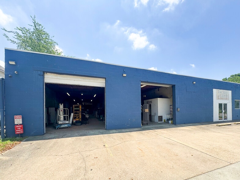 1140 Wilson Rd, Norfolk, VA à vendre - Photo du bâtiment - Image 3 de 13