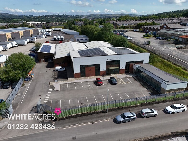 Waterford St, Nelson à vendre - Photo du bâtiment - Image 1 de 10