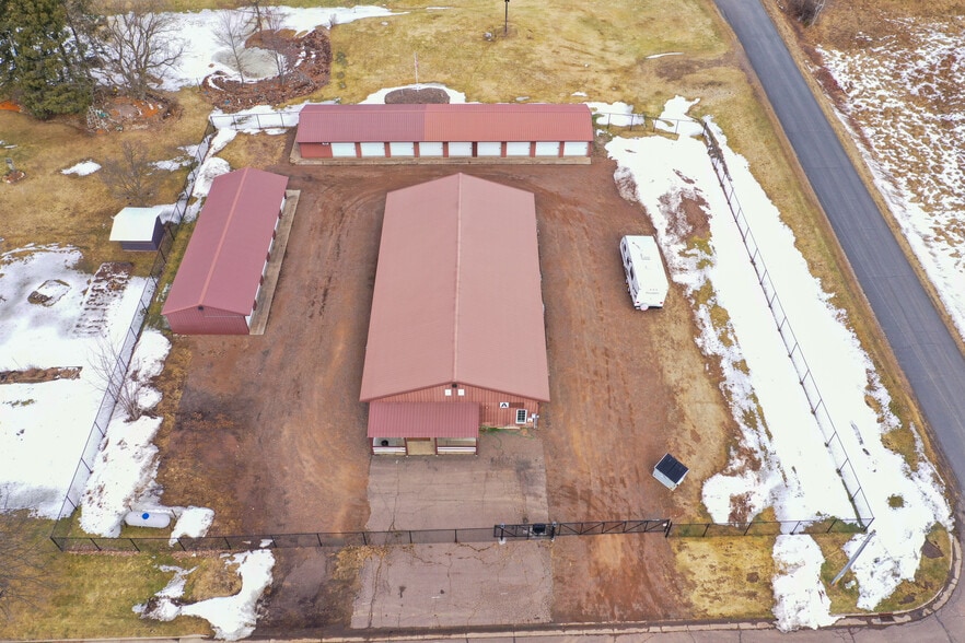 785 McSloy Street, Gilman, WI à vendre - Photo du bâtiment - Image 3 de 3