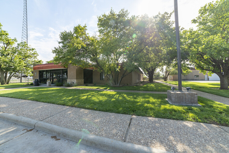 701 N Price Rd, Pampa, TX for sale - Building Photo - Image 1 of 1