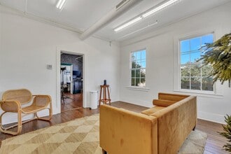 340-352 Martin Luther King Jr Blvd, Savannah, GA for lease Interior Photo- Image 2 of 17