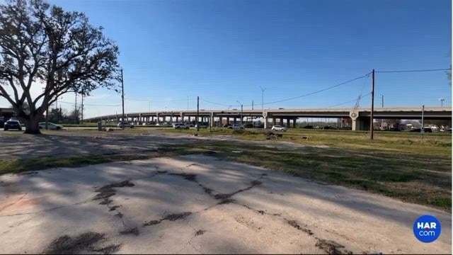 6511 FM 1464 Rd, Richmond, TX à vendre - Vidéo sur l’inscription commerciale - Image 2 de 11