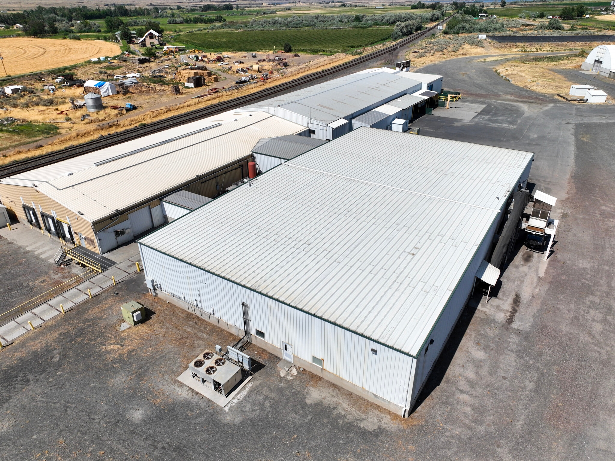 34075 E Walls Rd, Hermiston, OR for lease Building Photo- Image 1 of 13