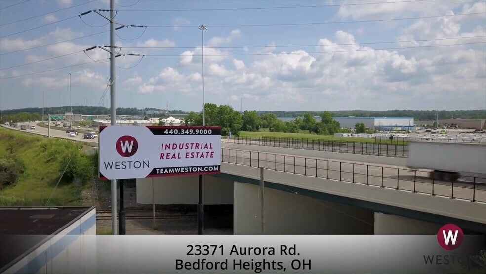 23371 Aurora Rd, Bedford, OH à louer - Vidéo sur l’inscription commerciale - Image 2 de 13