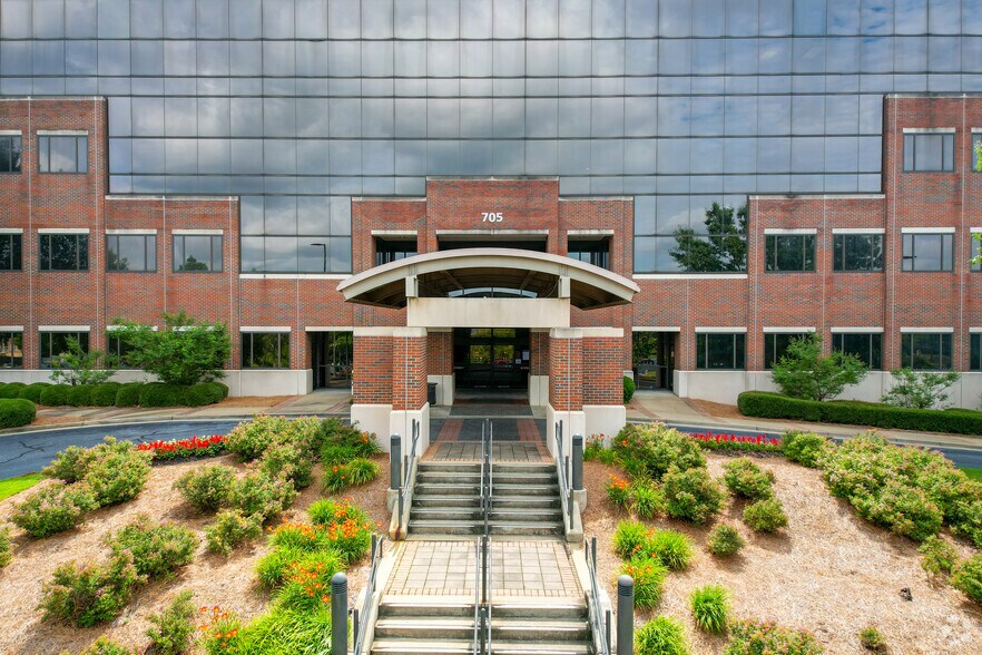 705 17th St, Columbus, GA à louer - Photo du bâtiment - Image 2 de 9