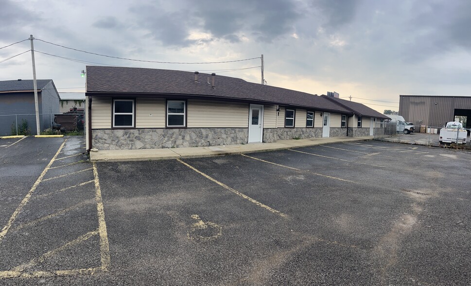 1112 Ulrich Ave, Louisville, KY for lease - Building Photo - Image 1 of 20