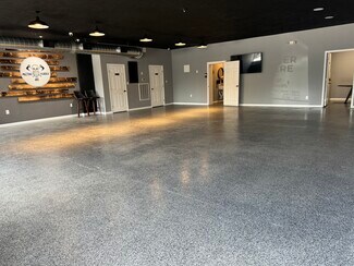 Plus de détails pour 903 Riverside Dr, Columbia, TN - Local d'activités à louer