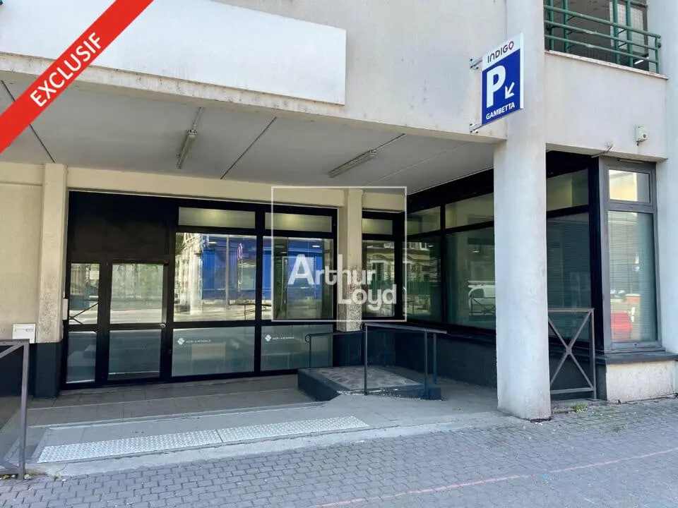 Office in Melun for lease Building Photo- Image 1 of 8