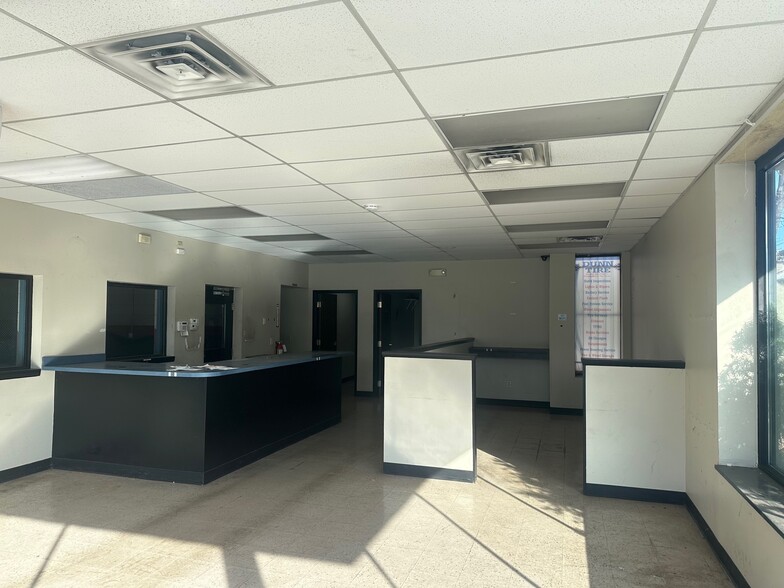 120 Broadway St, Buffalo, NY for lease - Building Photo - Image 2 of 5