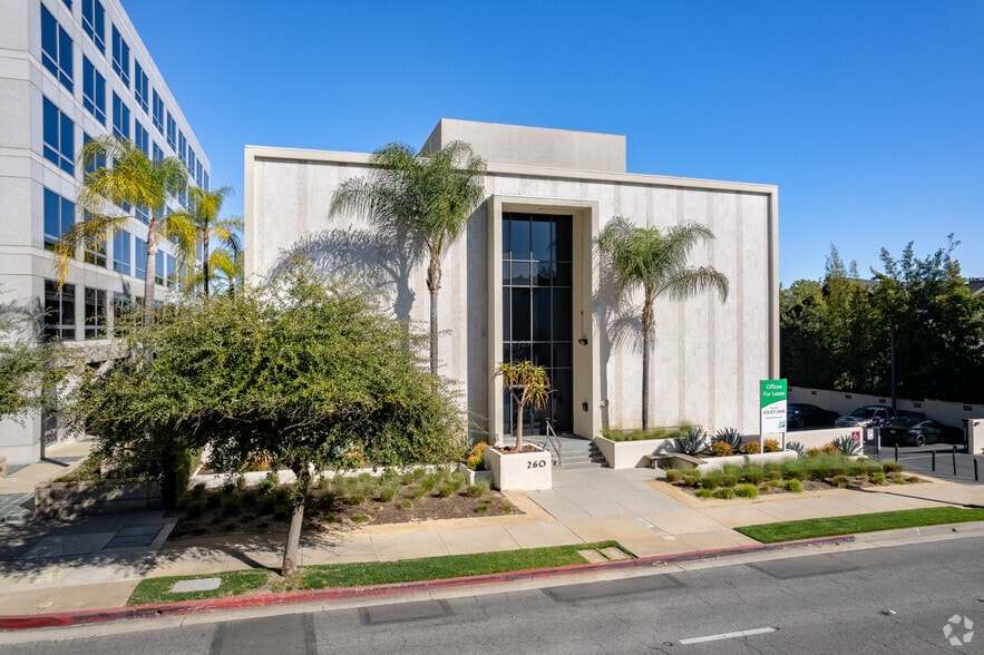 260 S Los Robles Ave, Pasadena, CA à louer - Photo du bâtiment - Image 2 de 8
