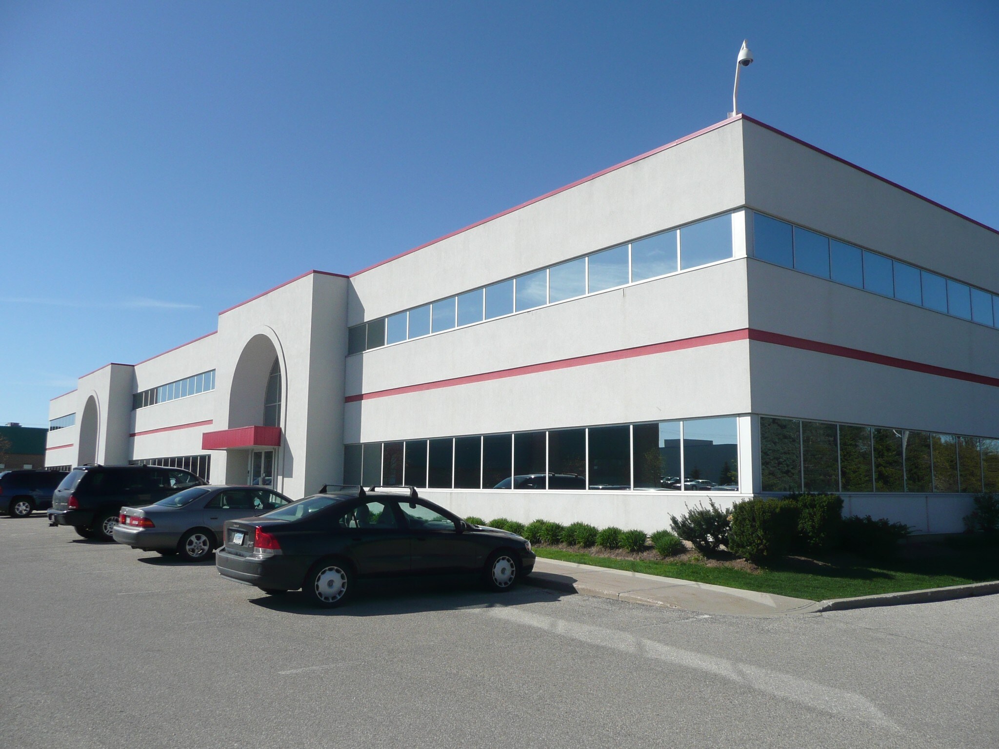 815 Bridge St W, Waterloo, ON à vendre Photo du bâtiment- Image 1 de 1