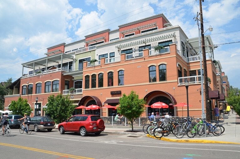 700 Yampa St, Steamboat Springs, CO à louer - Photo principale - Image 2 de 2