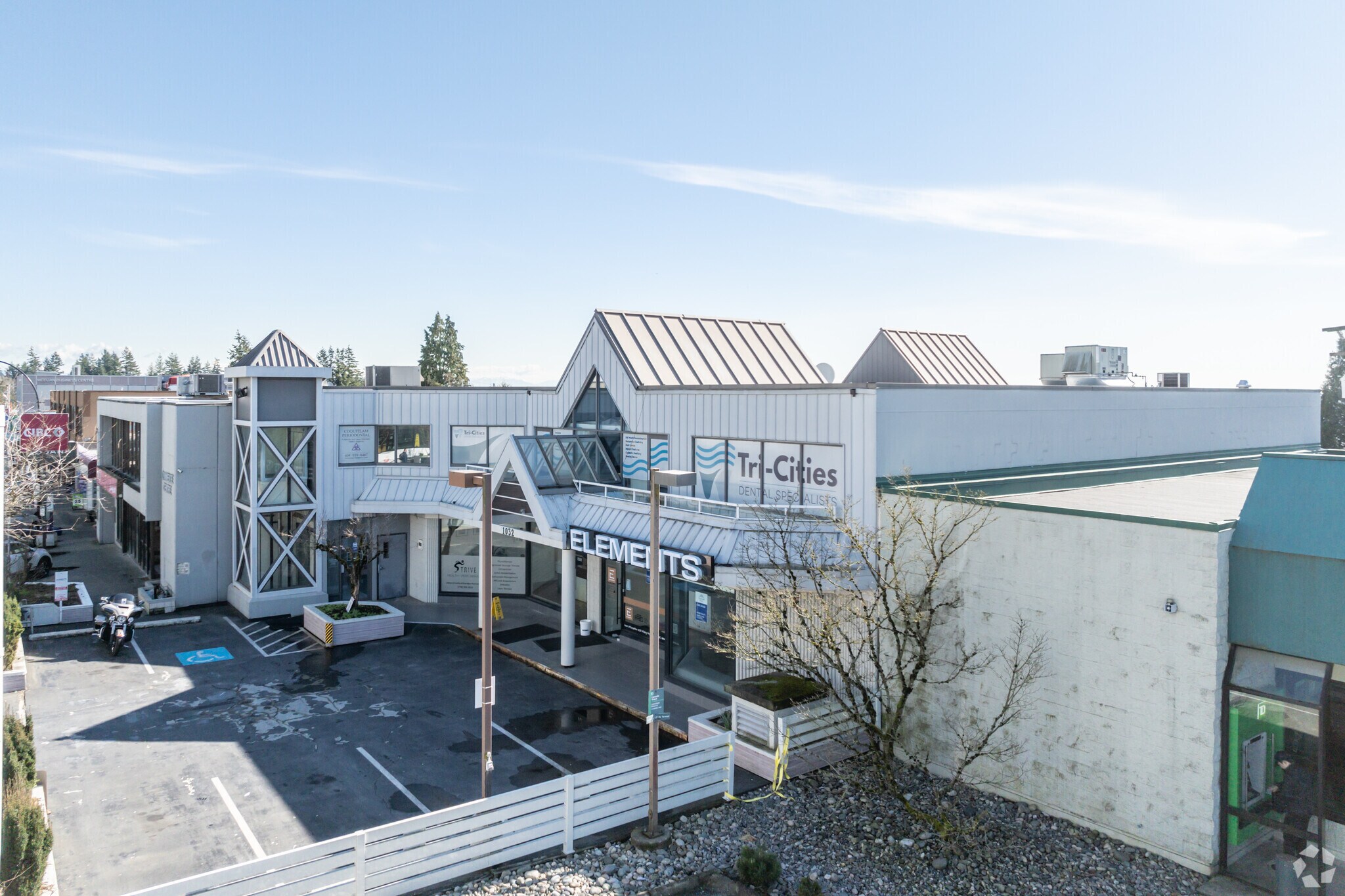 1032 Austin Ave, Coquitlam, BC à vendre Photo principale- Image 1 de 7