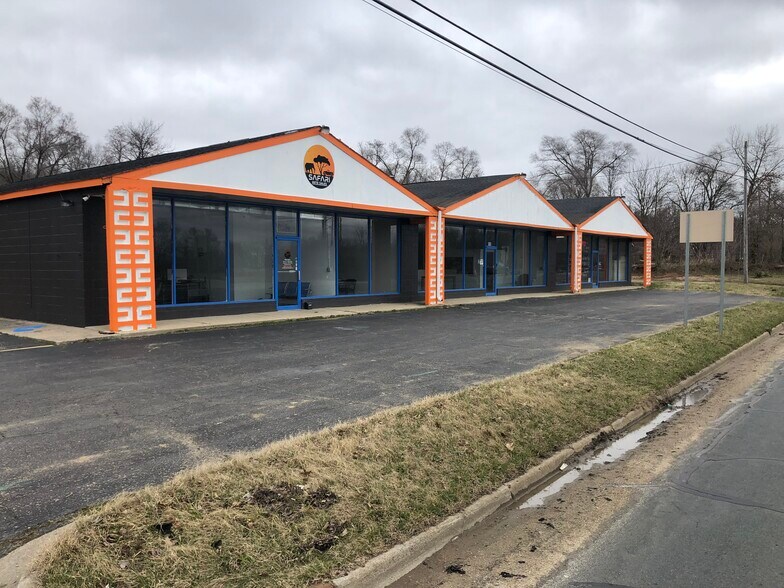 3635 E Main St, Kalamazoo, MI à vendre - Photo du bâtiment - Image 2 de 3