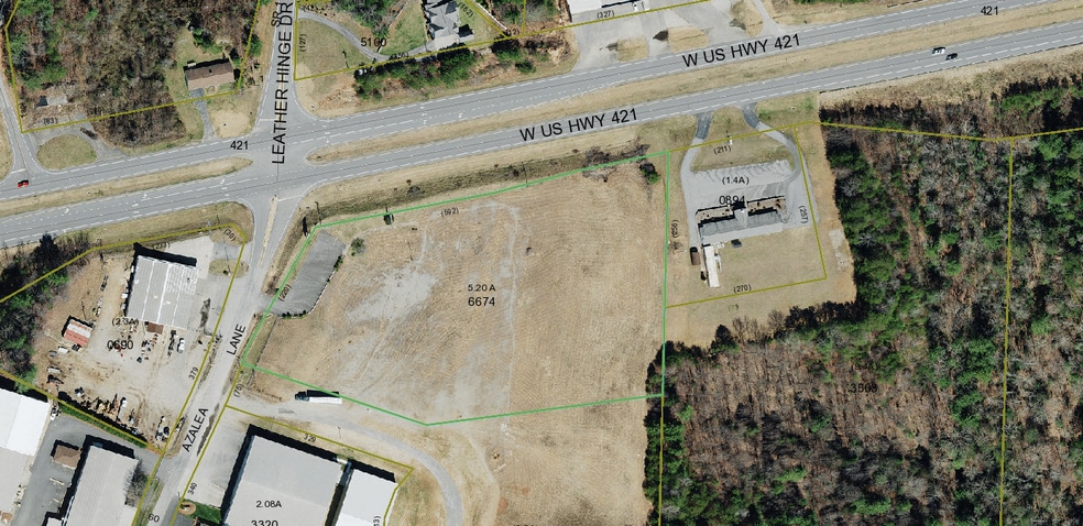 5875 W US Highway 421, Wilkesboro, NC for lease - Building Photo - Image 3 of 31