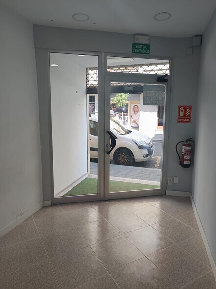 Retail in Reus, Tarragona for lease - Interior Photo - Image 3 of 3
