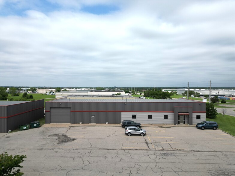 9125 E 37th St, Wichita, KS for lease - Building Photo - Image 2 of 10