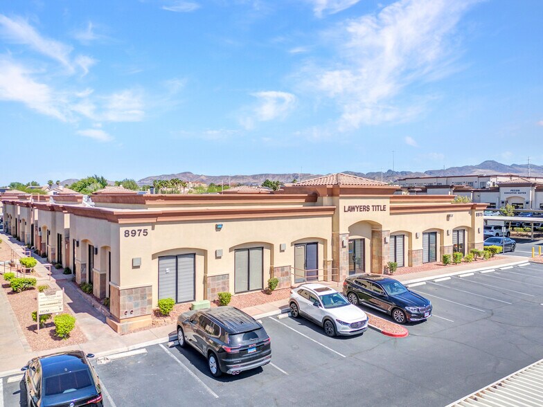 8905 S Pecos Rd, Henderson, NV à louer - Photo du bâtiment - Image 2 de 32