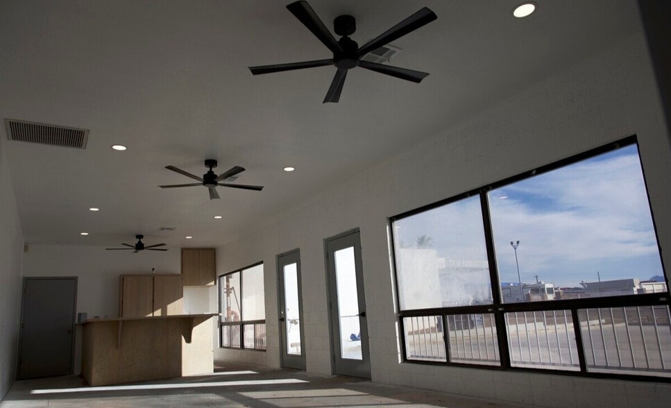 1641 Industrial Blvd, Lake Havasu City, AZ for lease - Building Photo - Image 3 of 9