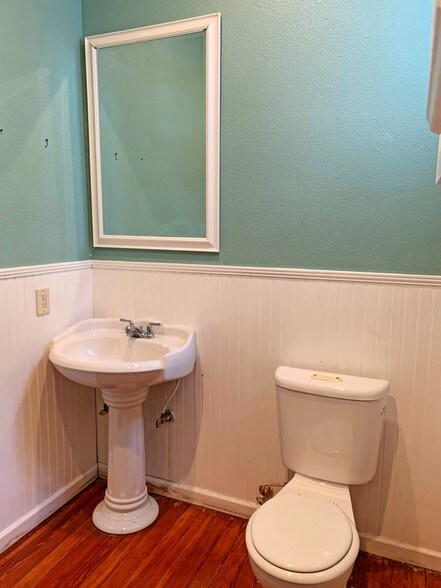 127 Lewis St, San Antonio, TX à louer - Photo du bâtiment - Image 2 de 24