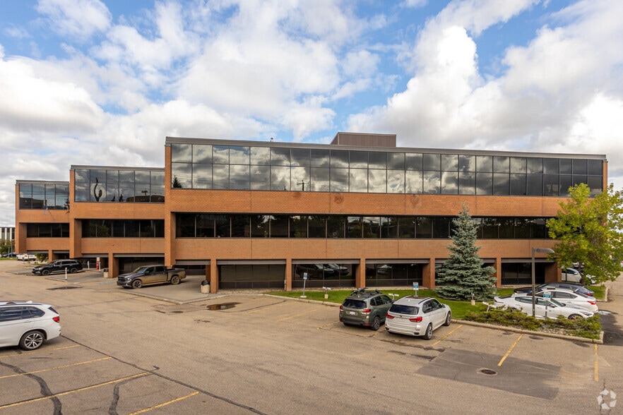 8616 51st Ave NW, Edmonton, AB for lease - Building Photo - Image 2 of 2